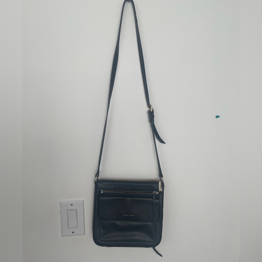 Purse - Picture 2 of 7